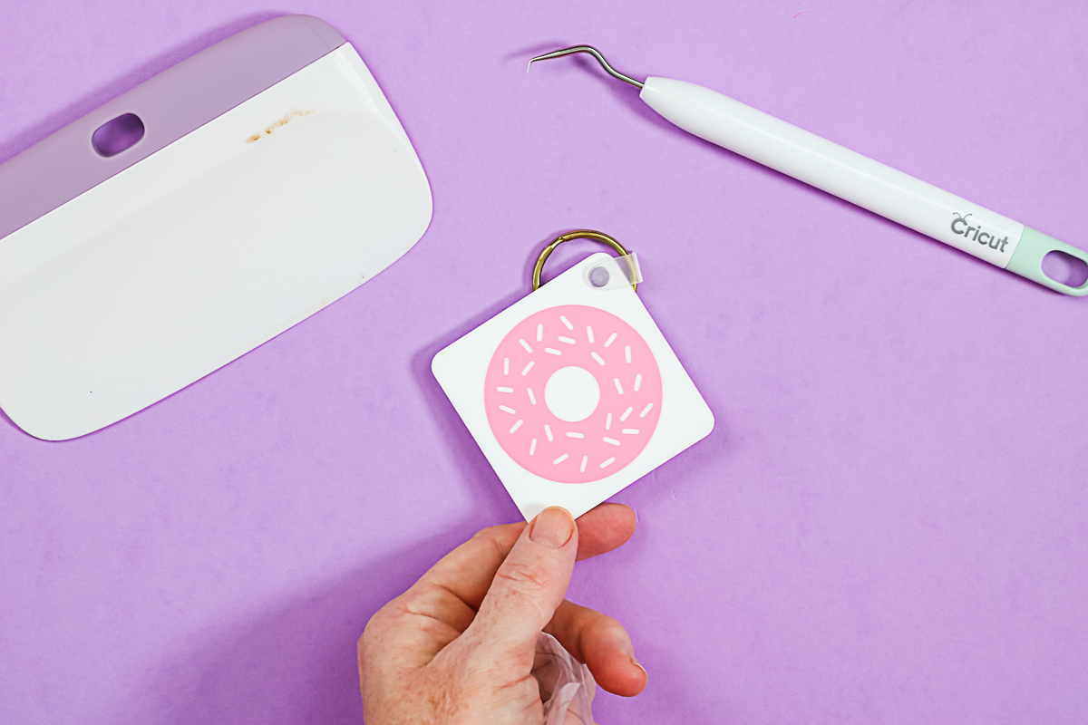 donut keyring with cricut vinyl