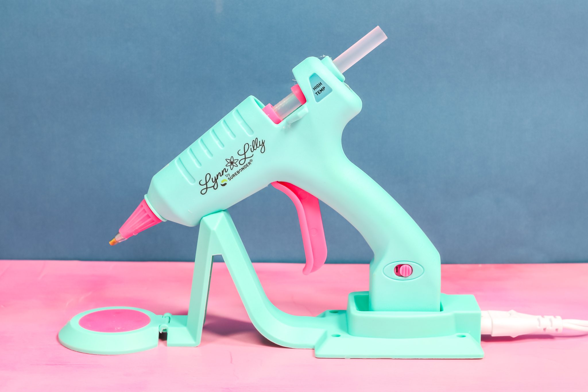 Surebonder Lynn Lilly glue gun.