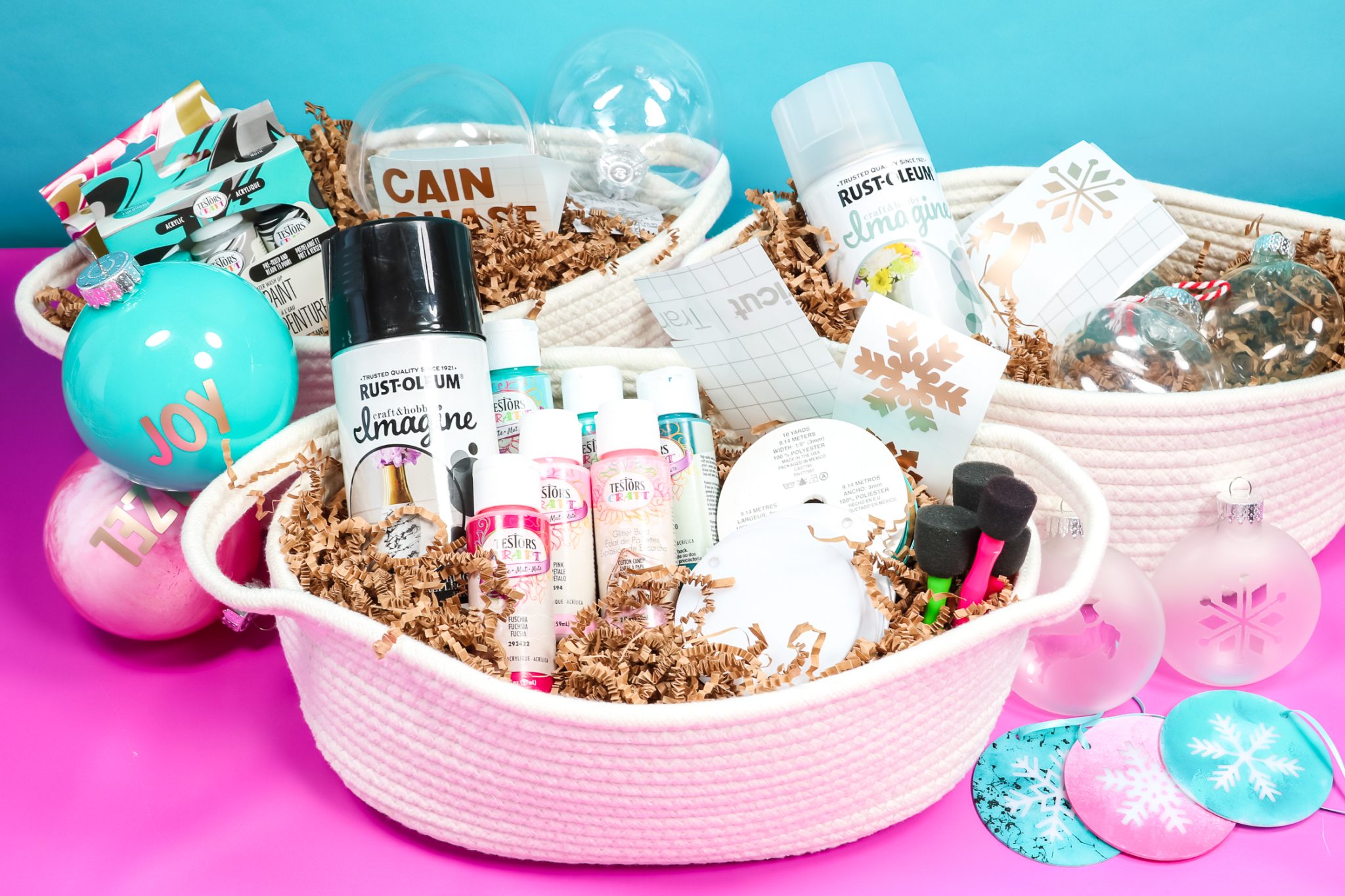 diy gift baskets with ornaments
