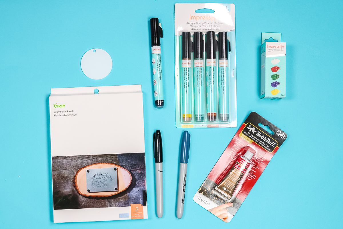 Supplies used for color engraving on Cricut.