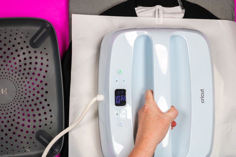 How to Use Stretch HTV the Right Way Angie Holden The Country Chic