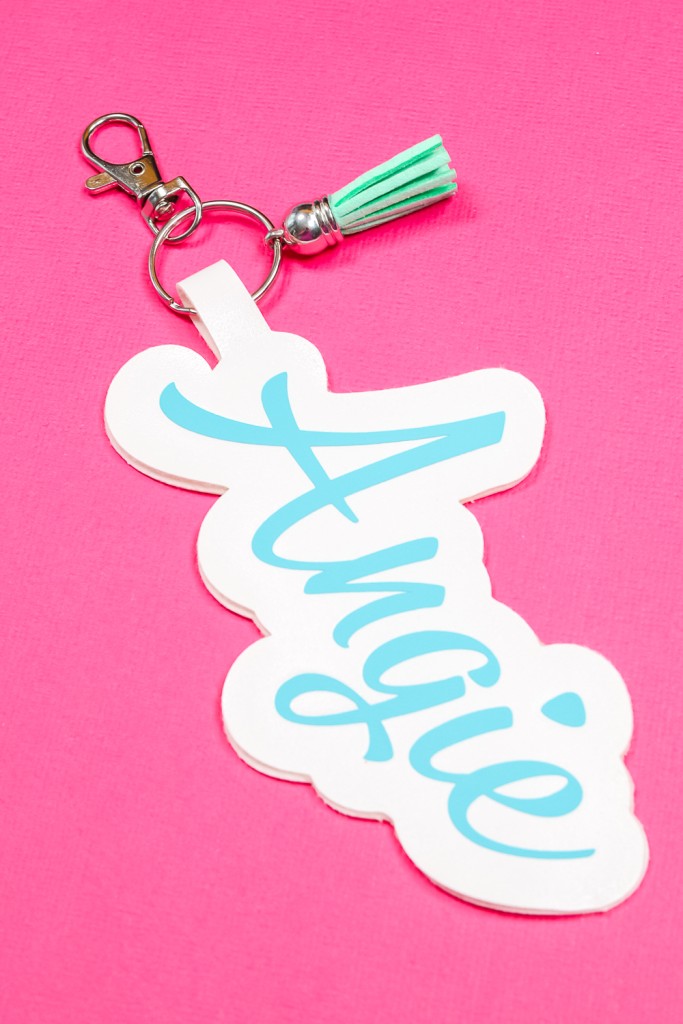 DIY Name Keychains with a Cricut Machine - Angie Holden The Country ...