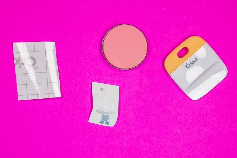 How to Make Cricut Party Favors with Venture Angie Holden The Country