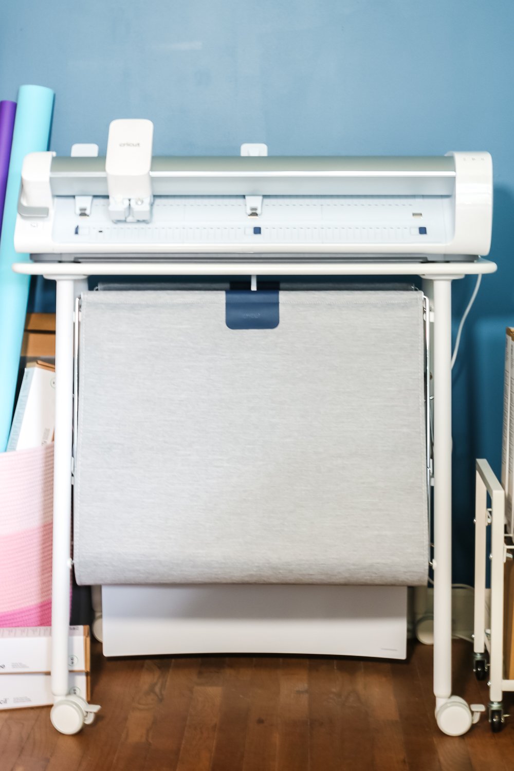 CRICUT ACCESSORIES AND MATERIALS: The definitive guide to making the most  of your Cricut machine by using the right accessories and materials See more