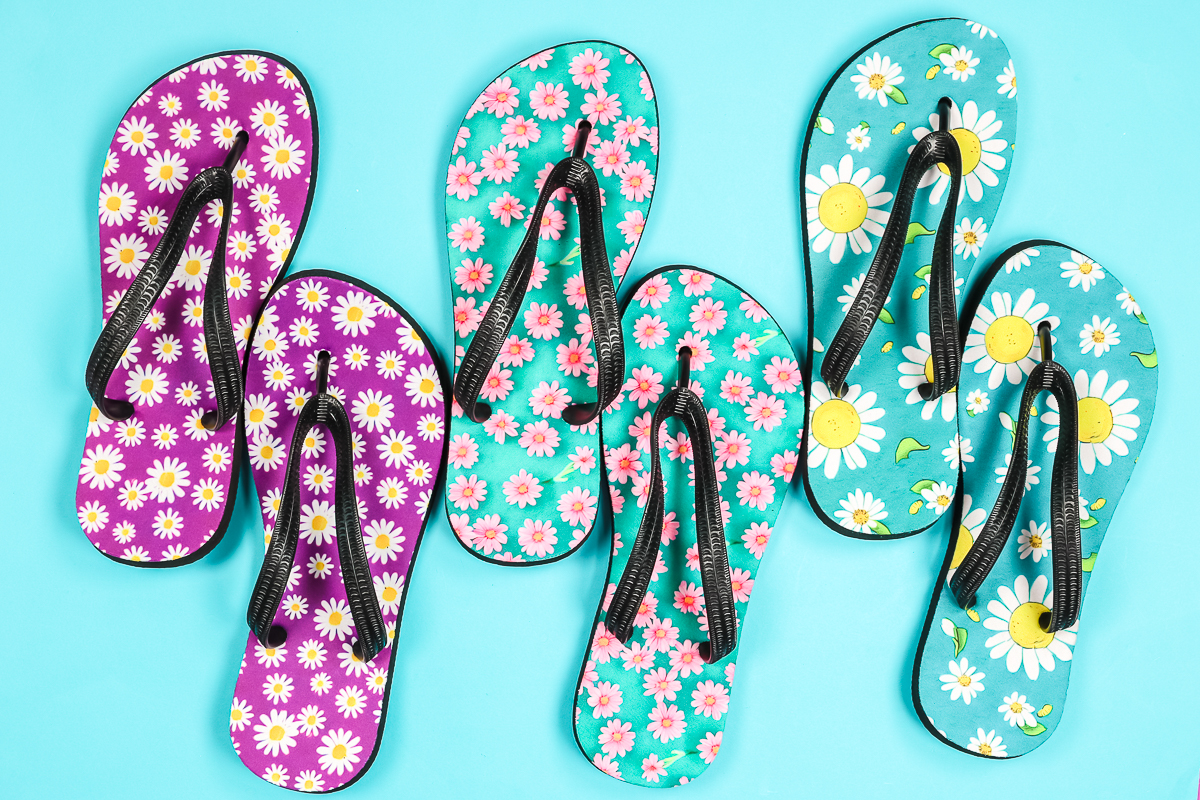 Sublimation flip flops lined up.