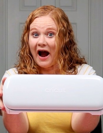 angie holden with cricut joy xtra