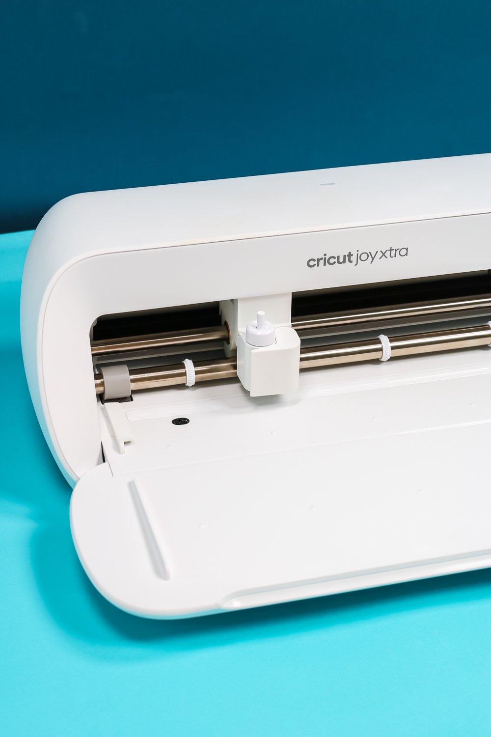 Cricut Joy Xtra Smart Iron-On (24 in) - White