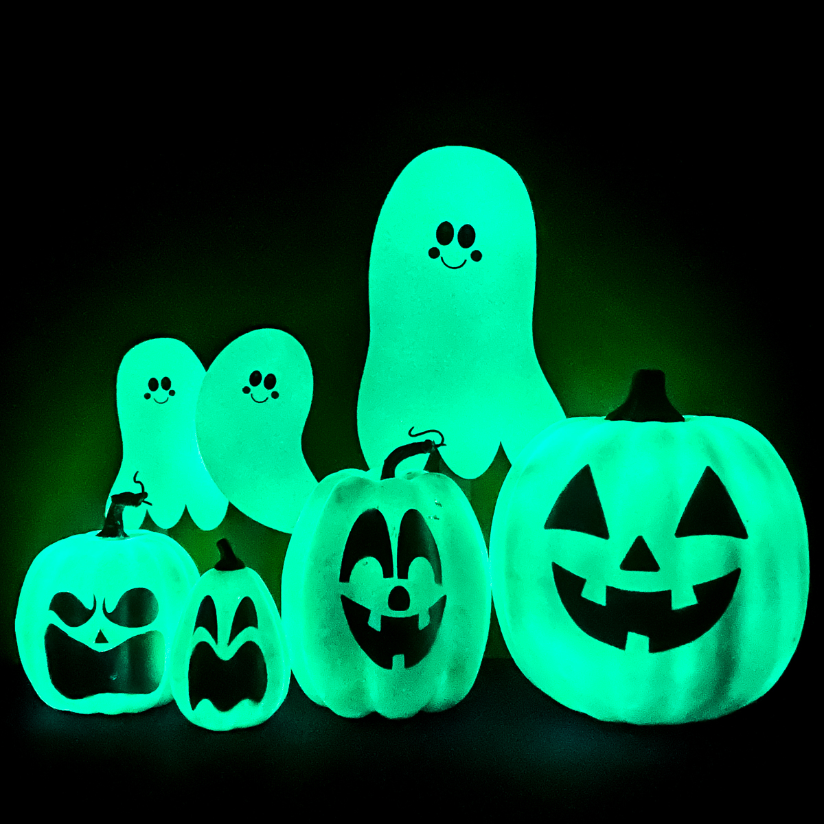 How to Use Glow in the Dark Paint to Make Halloween Projects - Angie Holden  The Country Chic Cottage