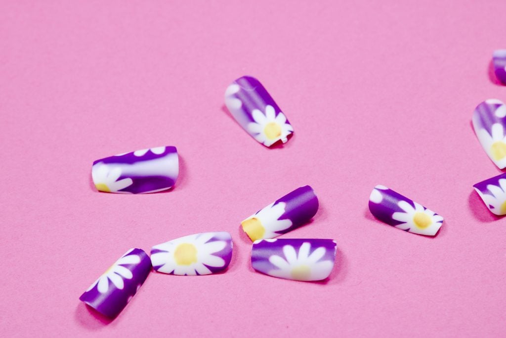 Vacuum sublimation tray nails.