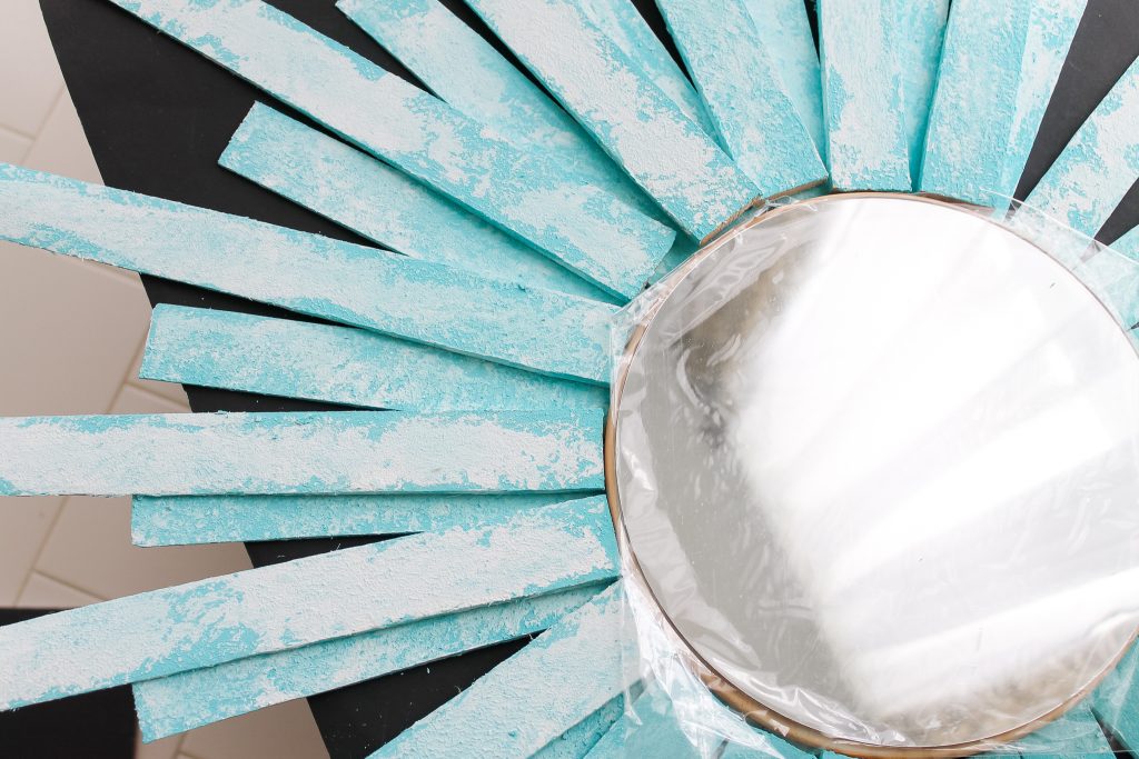 adding mirror to wooden round