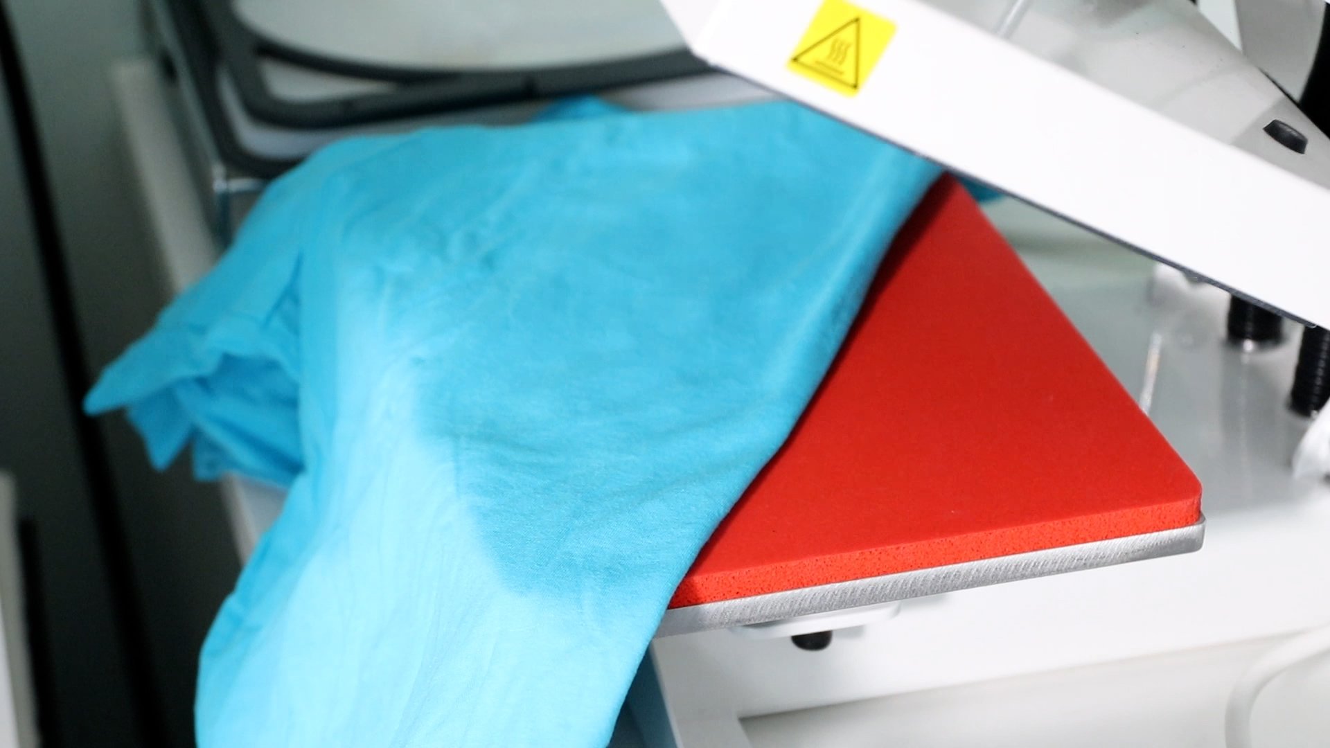 prepressing a folded shirt
