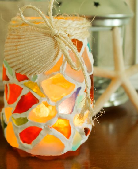 seas glass mason jar with jute and sea shell accent