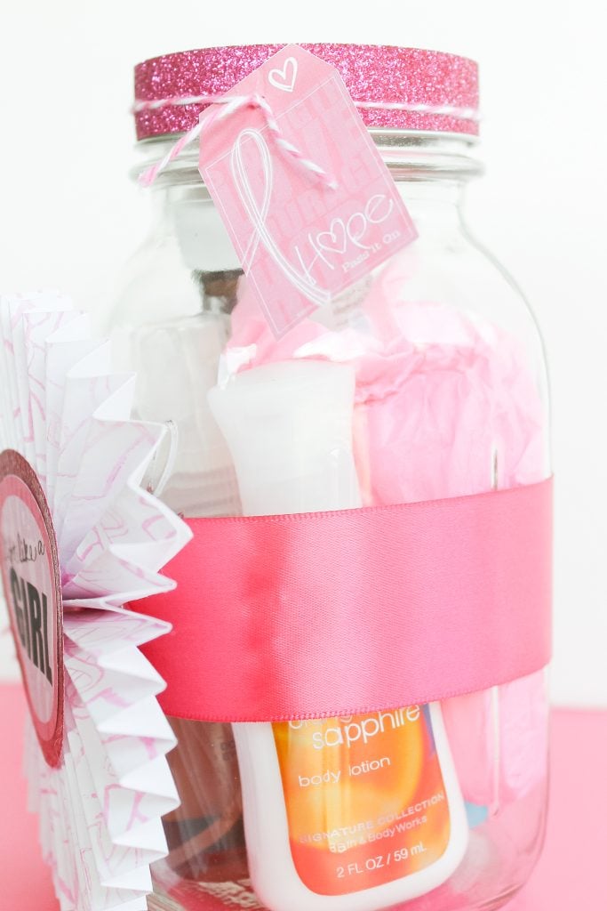 tag on mason jar gifts