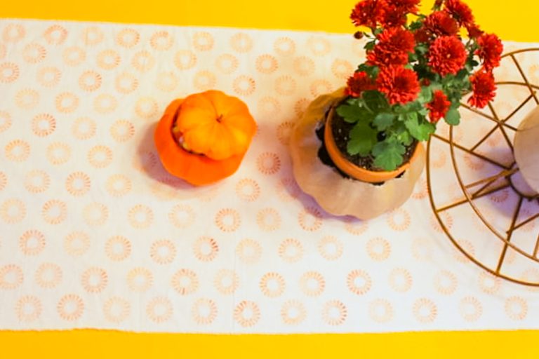 Button Stamped Table Runner - Angie Holden The Country Chic Cottage