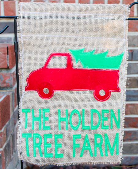 DIY burlap and felt Christmas flag