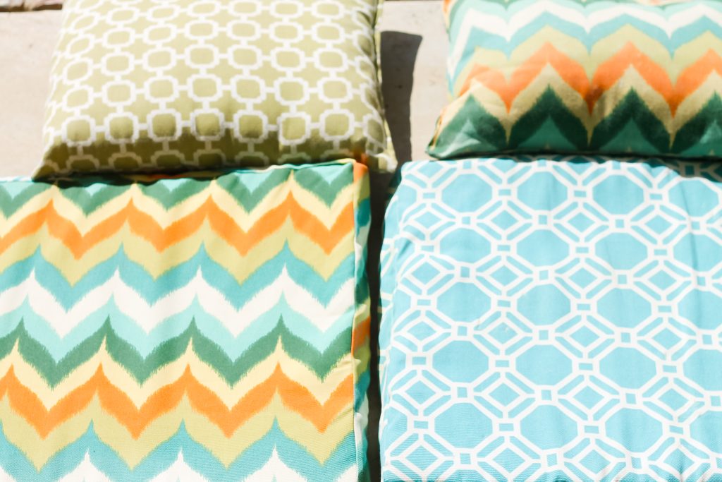 letting outdoor cushions dry in the sun
