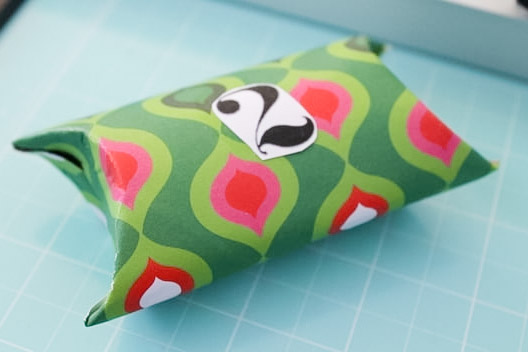 Finished wrapped toilet roll