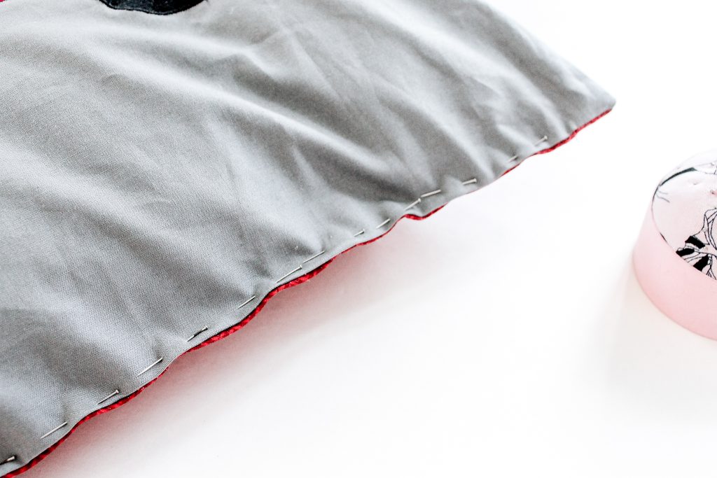using straight pins to close a pillow