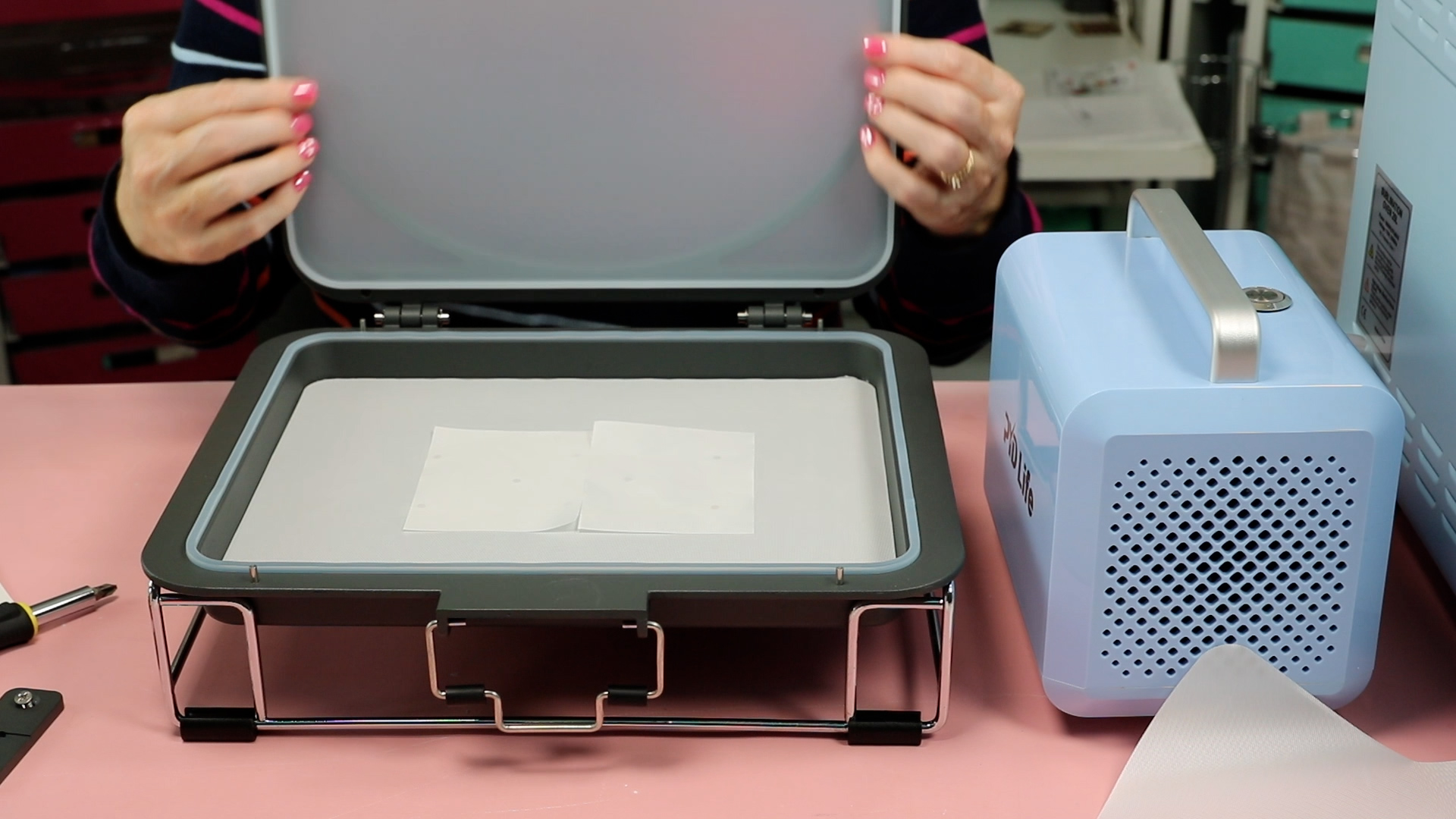 covering holes in tray