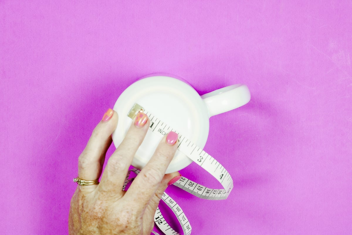 Measure bottom of sublimation mug.