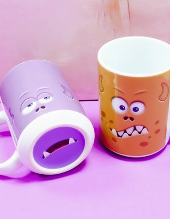 adding a design to the bottom of a mug