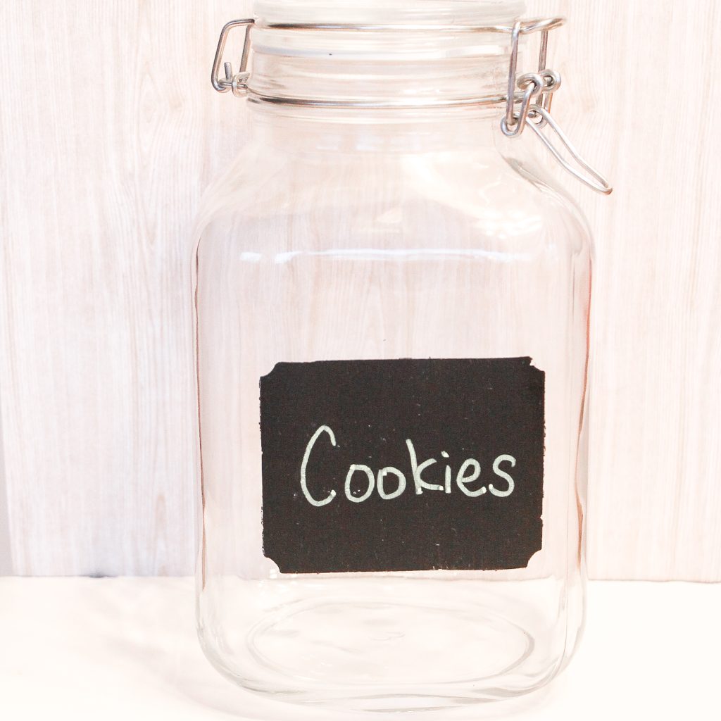 Chalkboard label for a cookie jar