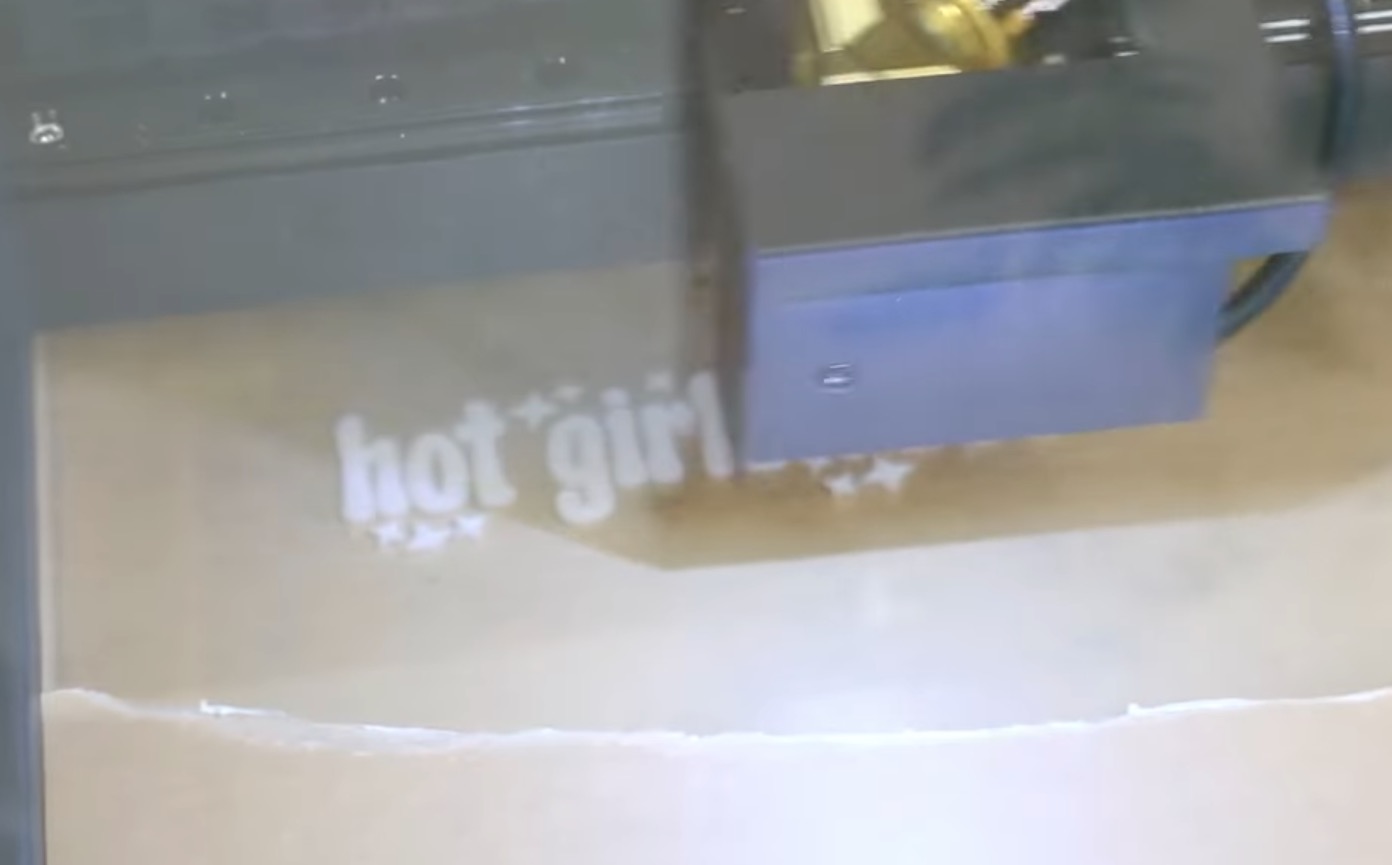 Cut and engrave clear acrylic in FLUX beamo.