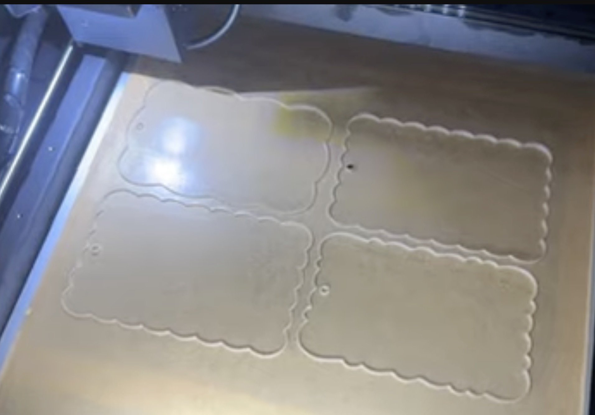 Cut acrylic in FLUX beamo.