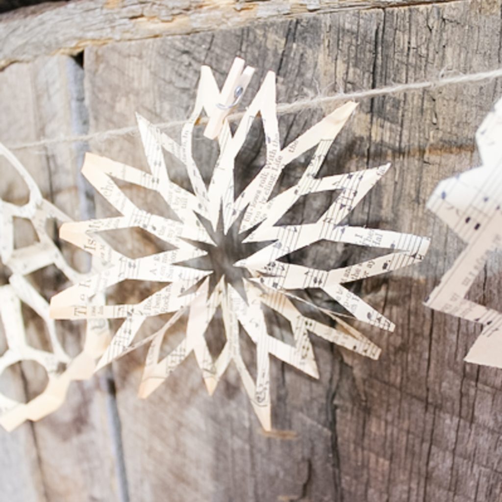 Sheet music snowflake banner