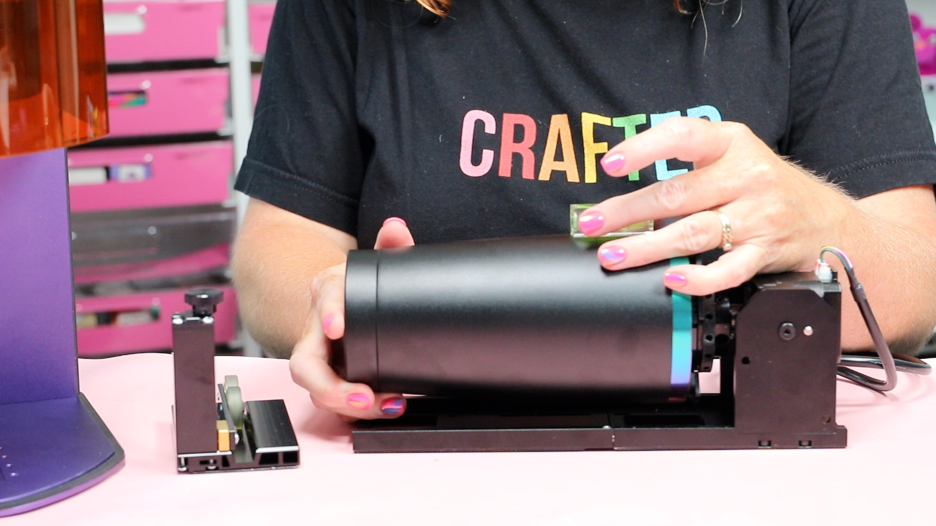 adding and leveling a tumbler