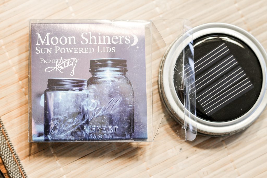 solar powered lid for mason jar