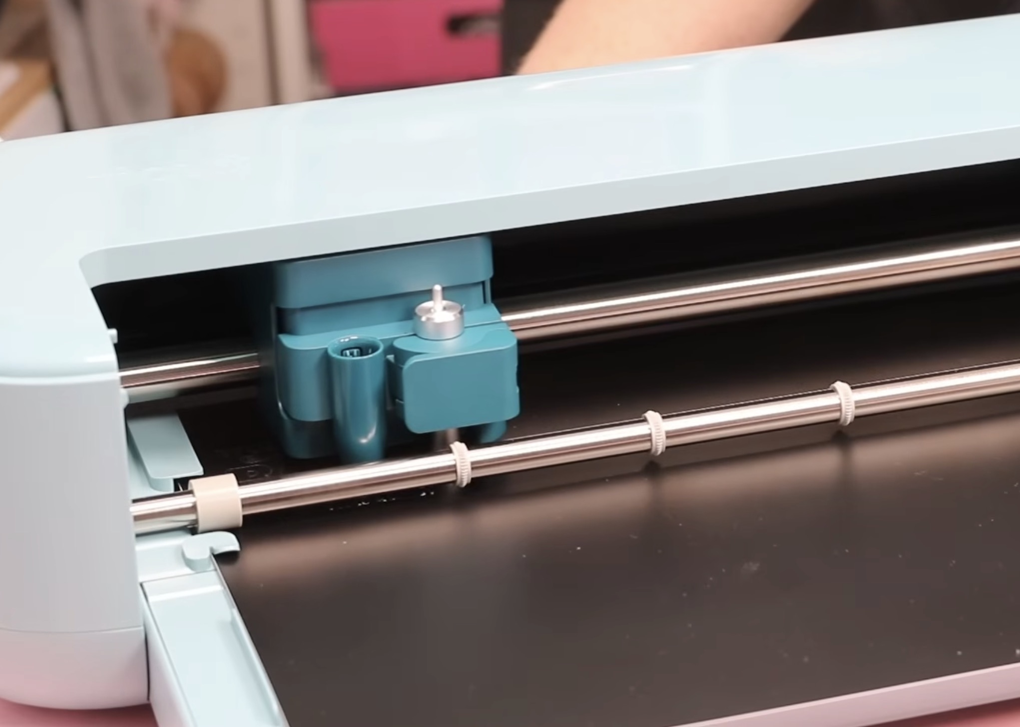 Cut Smart Vinyl with Cricut Explore 5.