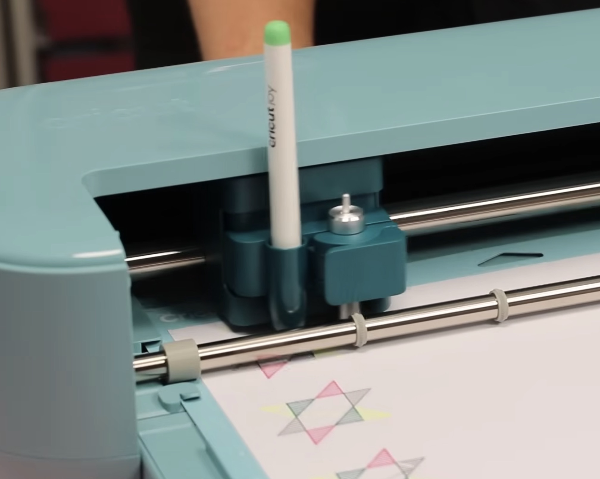 Cricut Joy pen in Explore 5.
