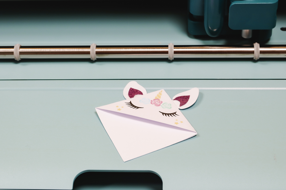 Finished unicorn page corner bookmark.