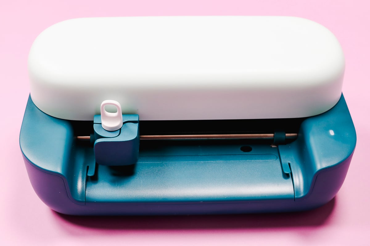 Close up of Cricut Joy 2.