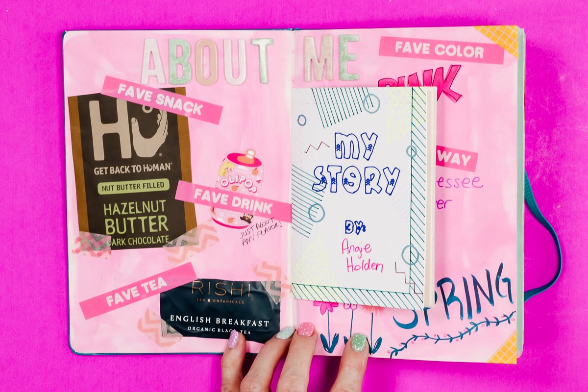 Add flip out pages and elements inside the junk journal.