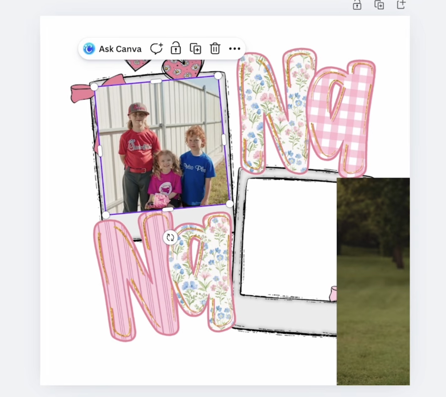 Move photo to the frame.