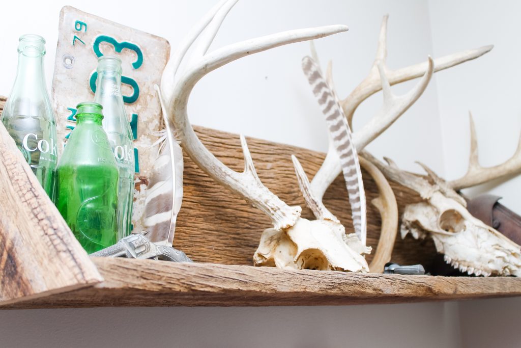 rustis wooden shelf