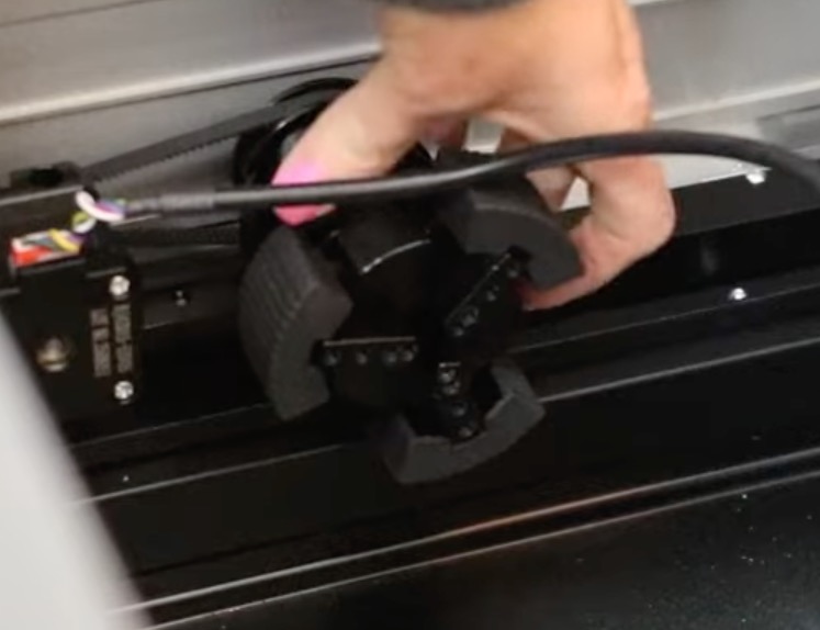 Twist the Rotary Pro to resize the chuck.