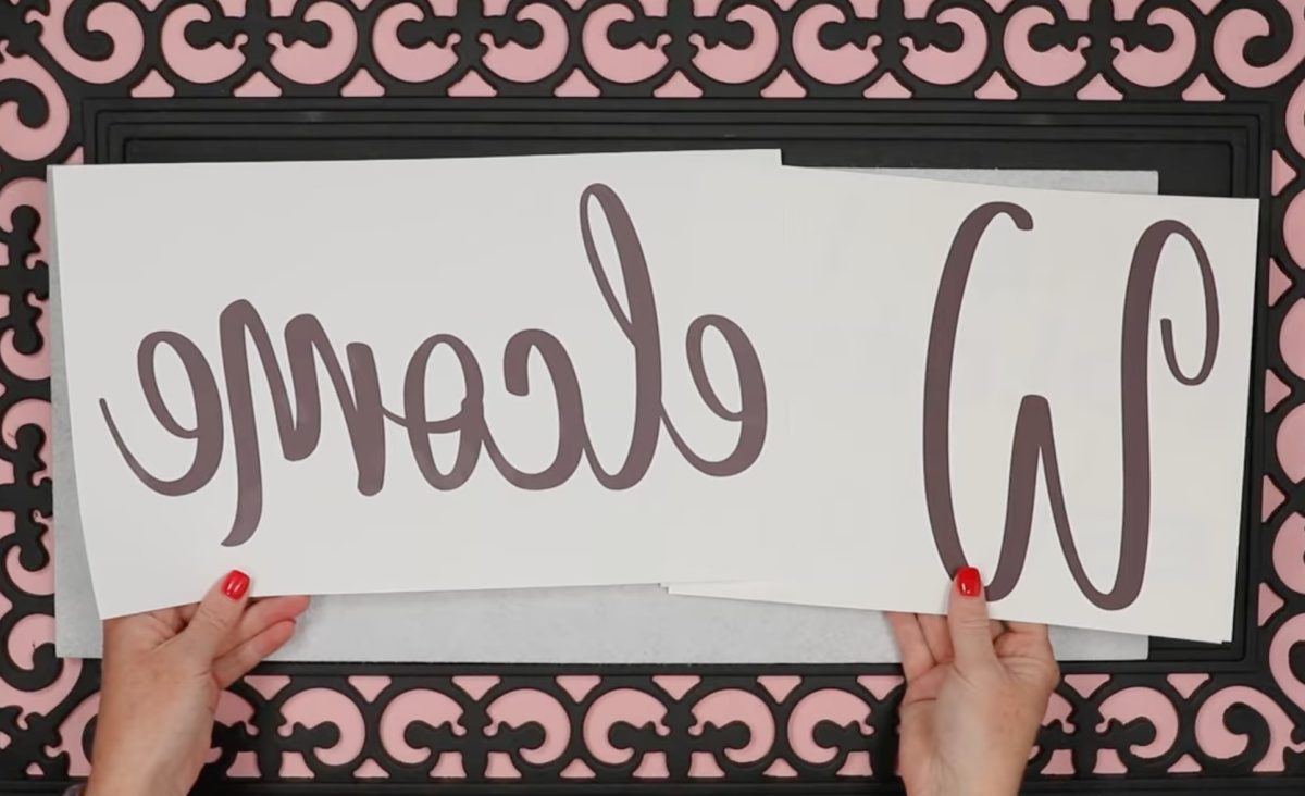 Printed welcome text.