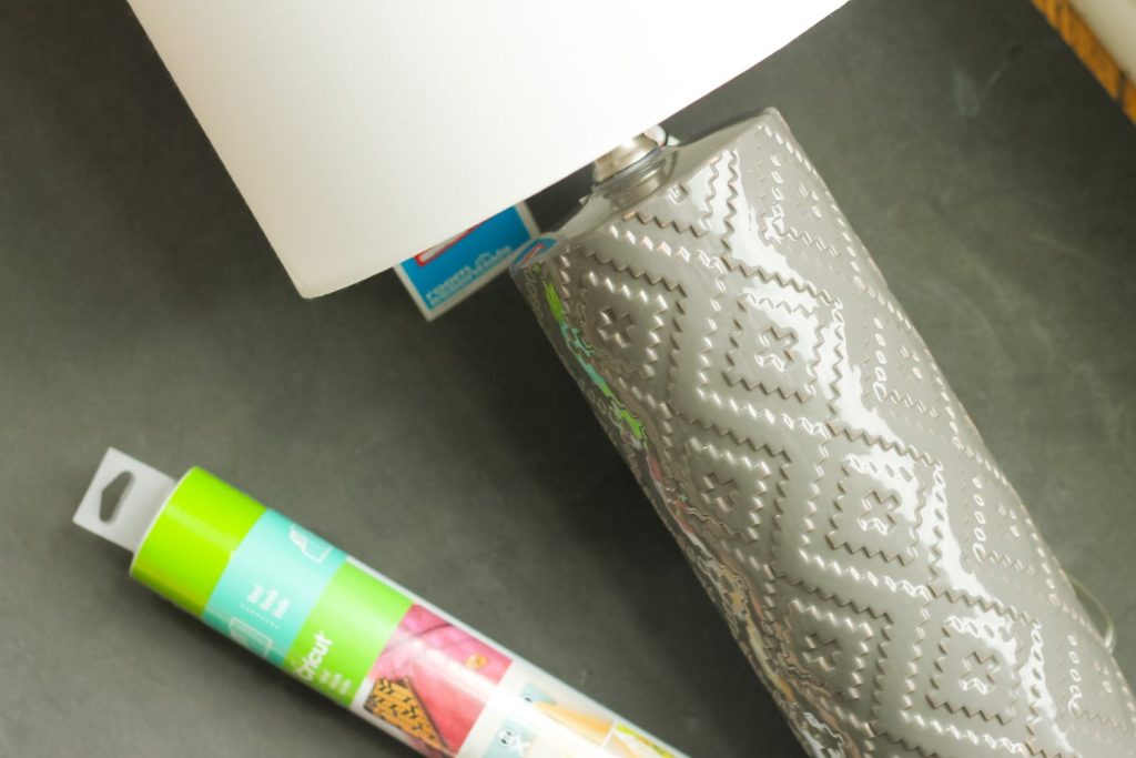 vinyl and lamp to upcycle