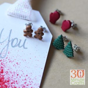 Super Simple Holiday Earring Craft by 30 Minute Crafts
