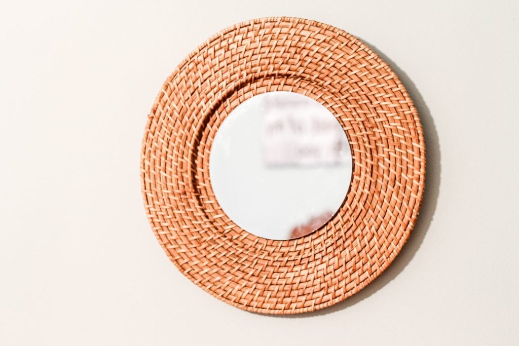 Woven Mirror Knock Off from a $1 Plate Charger at The Country Chic Cottage upcycled plate charger to wall decor