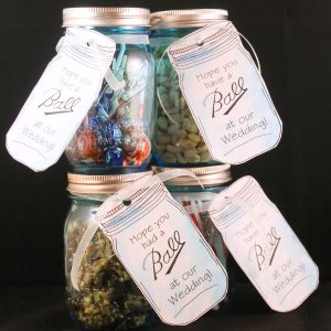 mason jar wedding favors with printable tags