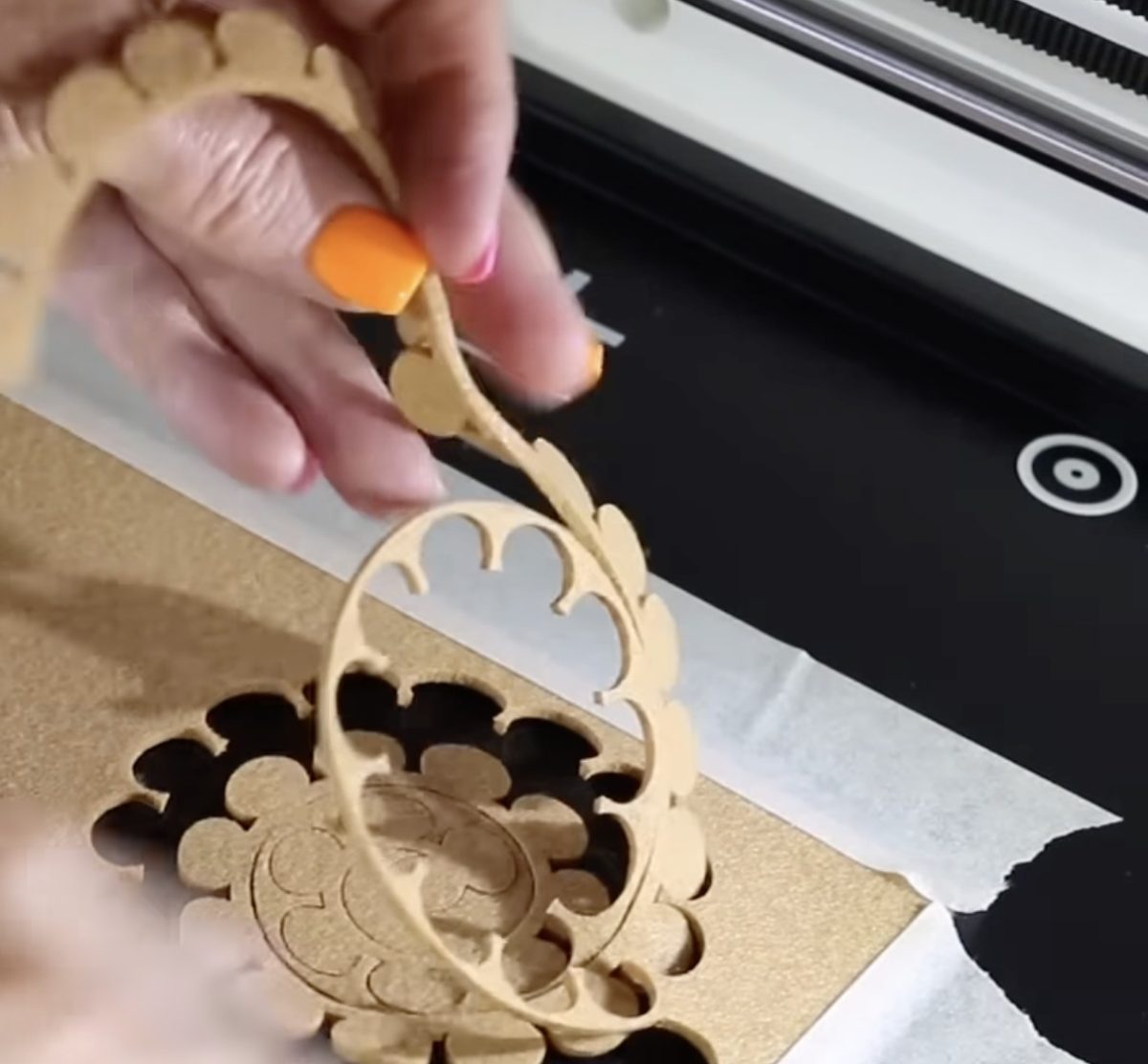 Separate the cut rolled flower.
