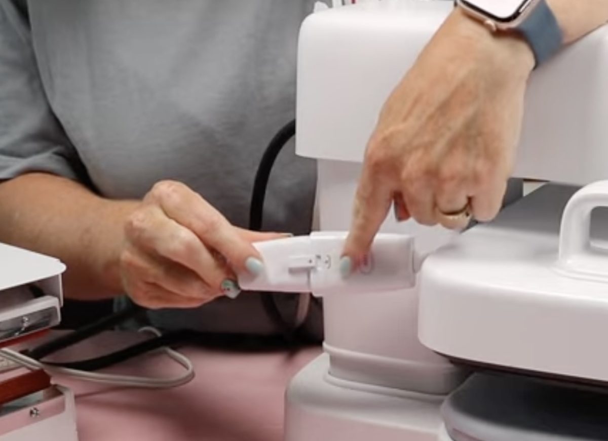 Connect heat press module to the A100.