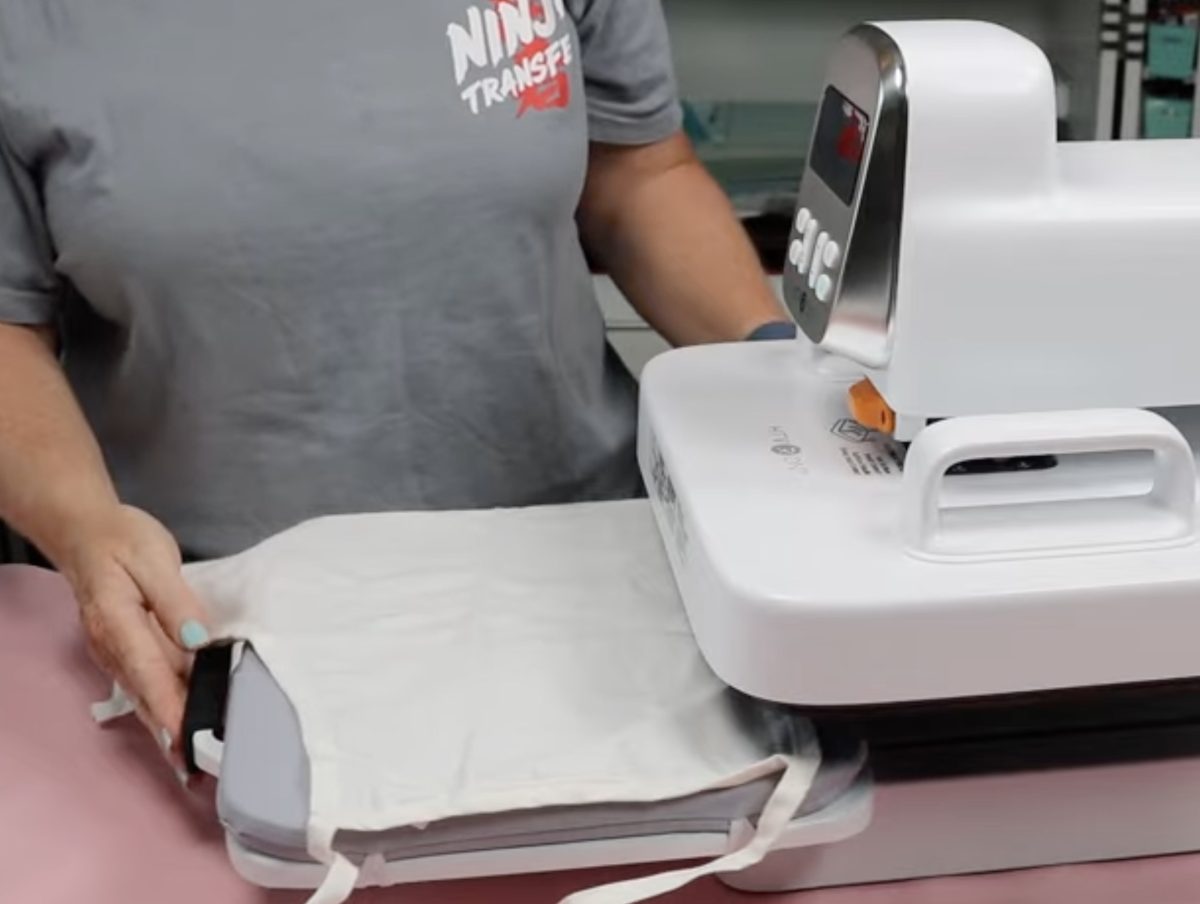 Sublimation apron on A100 tray.