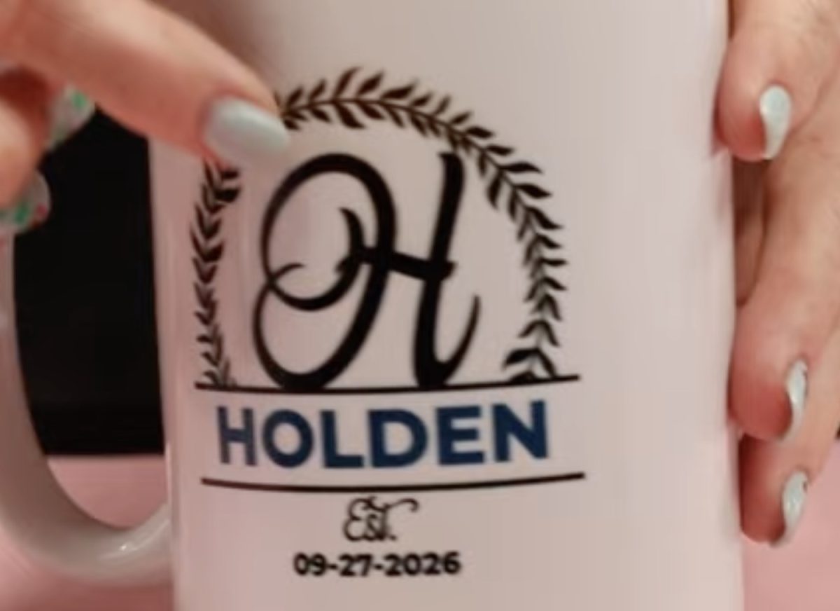 Hot spot on 15-ounce sublimation mug.