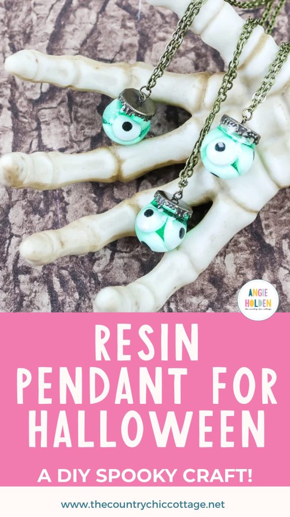 DIY resin pendant