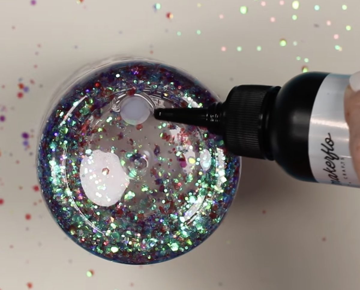 Add UV resin to the plug.